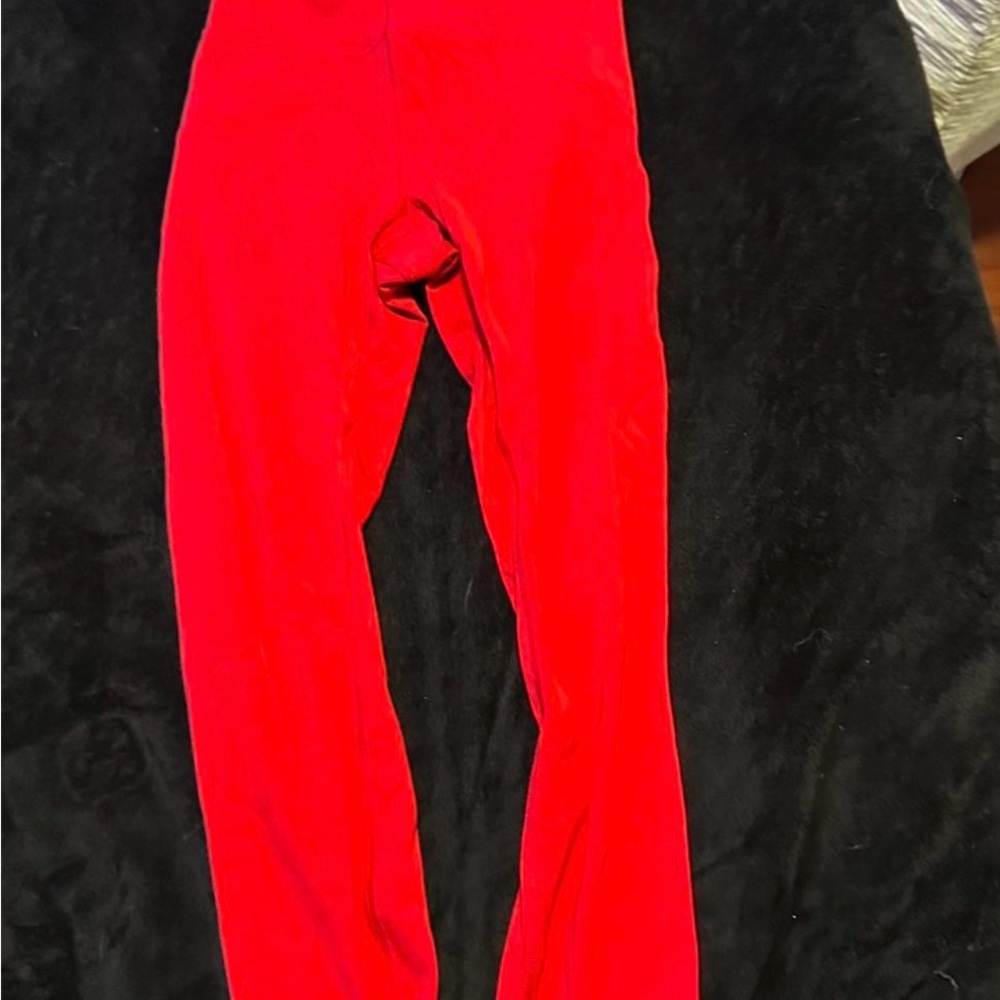 Red  Lululemon Leggings